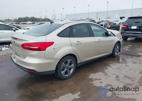 2017 Ford Focus Se z USA, uszkodzony, nr VIN 1FADP3FE8HL290456